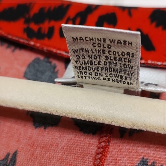 NWT CHICOS Tule 3/4 Sleeve Dress in Ancient Swirl Tomato/Black - Picture 12 of 13